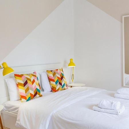 Psirri Place Economy Apartments Centrally Located Афіни Екстер'єр фото