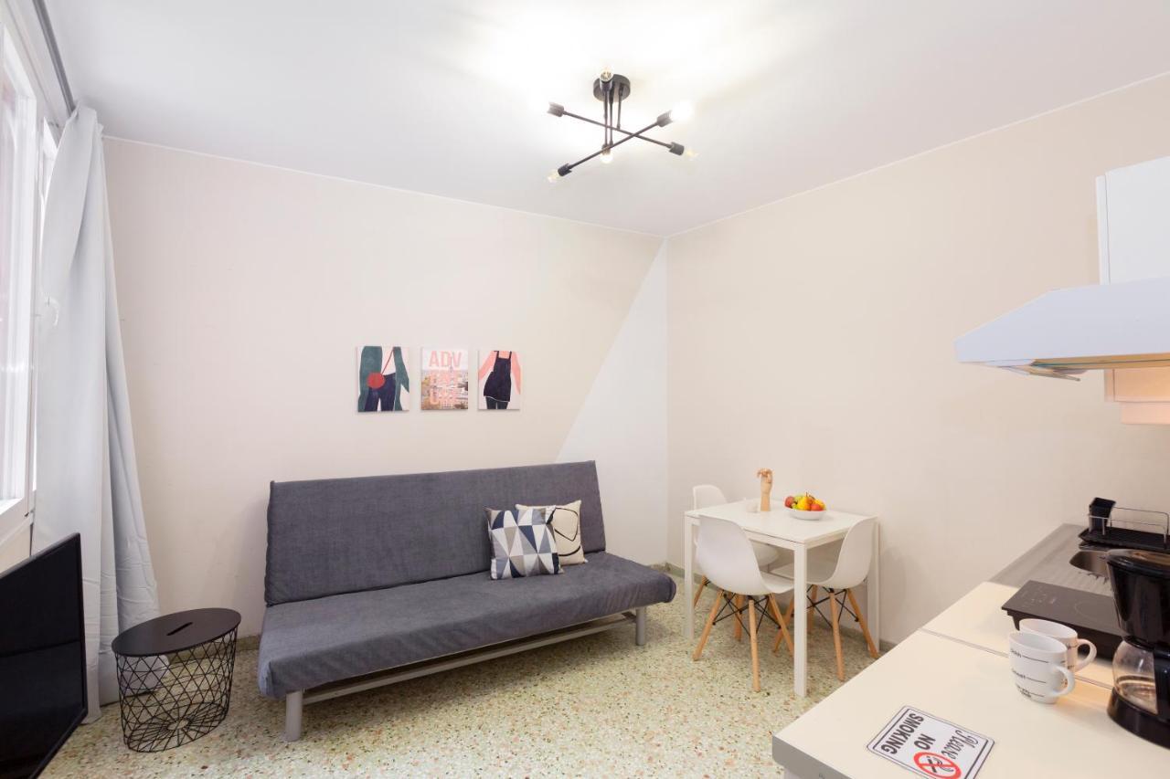 Psirri Place Economy Apartments Centrally Located Афіни Екстер'єр фото