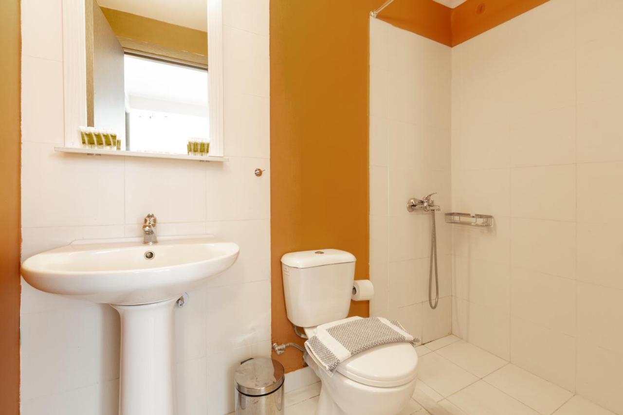 Psirri Place Economy Apartments Centrally Located Афіни Екстер'єр фото